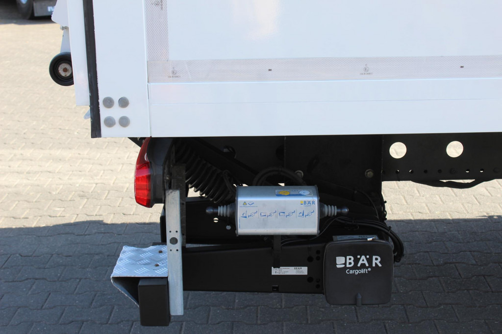 Mercedes-Benz Atego 1321 E6 Koffer Klima Kamera Schalter LBW - Вантажівка з закритим кузовом: фото 5 Mercedes-Benz Atego 1321 E6 Koffer Klima Kamera Schalter LBW - Вантажівка з закритим кузовом: фото 5