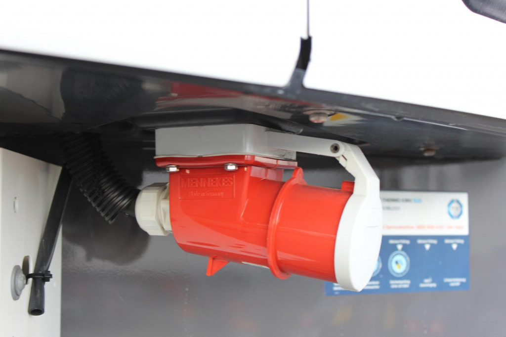 SCHMITZ TK SLXi 300 Rolltor Strom Aluboden RENT MIETE - Рефрижератор напівпричіп: фото 5 SCHMITZ TK SLXi 300 Rolltor Strom Aluboden RENT MIETE - Рефрижератор напівпричіп: фото 5