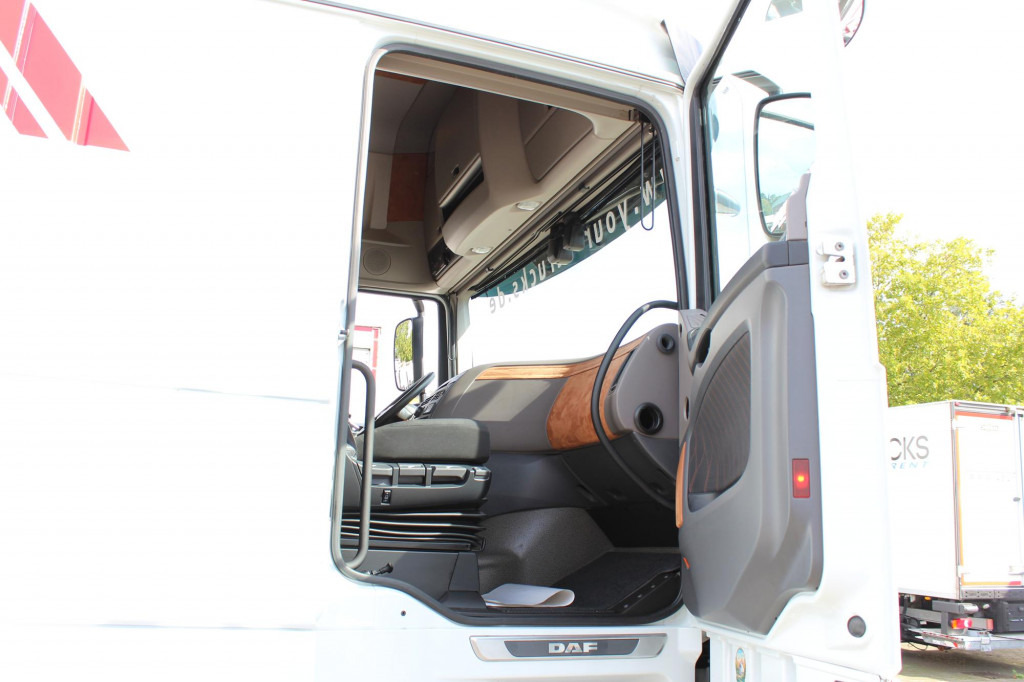 Daf 530 SSC Retarder Kühlbox 2 Tanks Standklima - Тягач: фото 3 Daf 530 SSC Retarder Kühlbox 2 Tanks Standklima - Тягач: фото 3