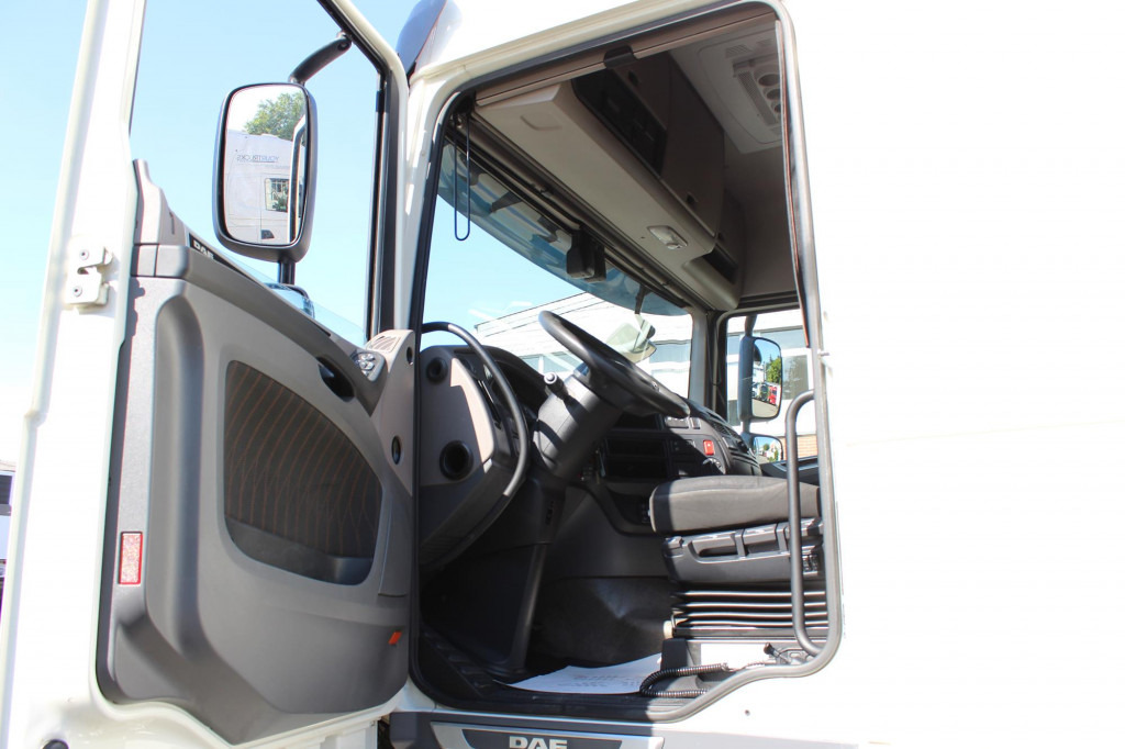 Daf XF 530 SC Retarder ACC LDWS Standklima Kühlbox - Тягач: фото 4 Daf XF 530 SC Retarder ACC LDWS Standklima Kühlbox - Тягач: фото 4