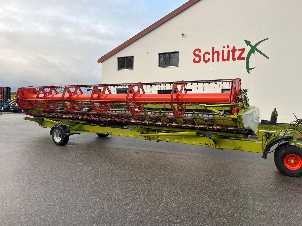 CLAAS Schneidwerk Vario V900 mit Wagen, Rapsausrüstung - Візок для жниварки: фото 2 CLAAS Schneidwerk Vario V900 mit Wagen, Rapsausrüstung - Візок для жниварки: фото 2