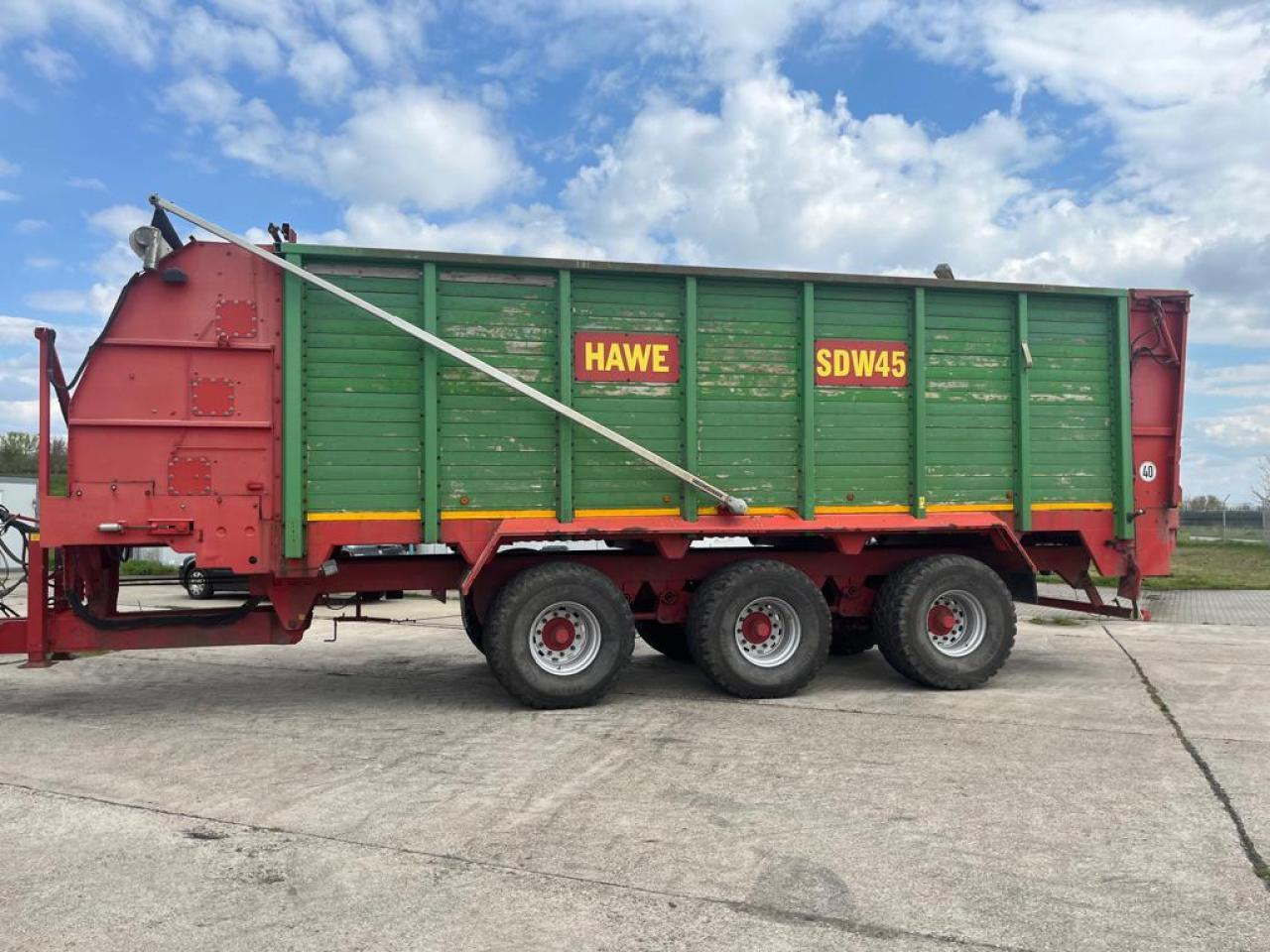 HAWE Tridem SDW 45T, Silagewagen, Baujahr 2011 - Сільськогосподарський причіп самоскид: фото 1 HAWE Tridem SDW 45T, Silagewagen, Baujahr 2011 - Сільськогосподарський причіп самоскид: фото 1