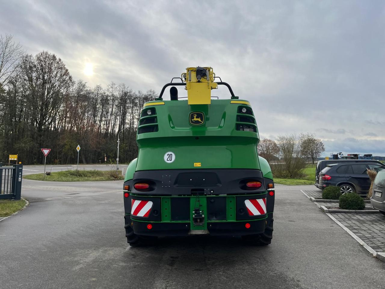 John Deere 8300i JD mit Harvestlap, mit Pickup, Kemper, 910 Bh - Кормозбиральний комбайн: фото 4 John Deere 8300i JD mit Harvestlap, mit Pickup, Kemper, 910 Bh - Кормозбиральний комбайн: фото 4