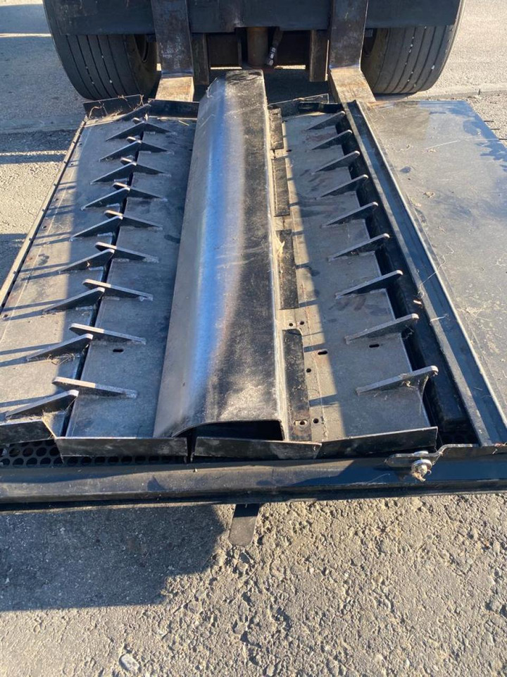 New Holland Maisausrüstung, Korb und Siebe für NH Mähdrescher TC 5.80 5080 5070 - Навісне обладнання для комбайна: фото 5 New Holland Maisausrüstung, Korb und Siebe für NH Mähdrescher TC 5.80 5080 5070 - Навісне обладнання для комбайна: фото 5