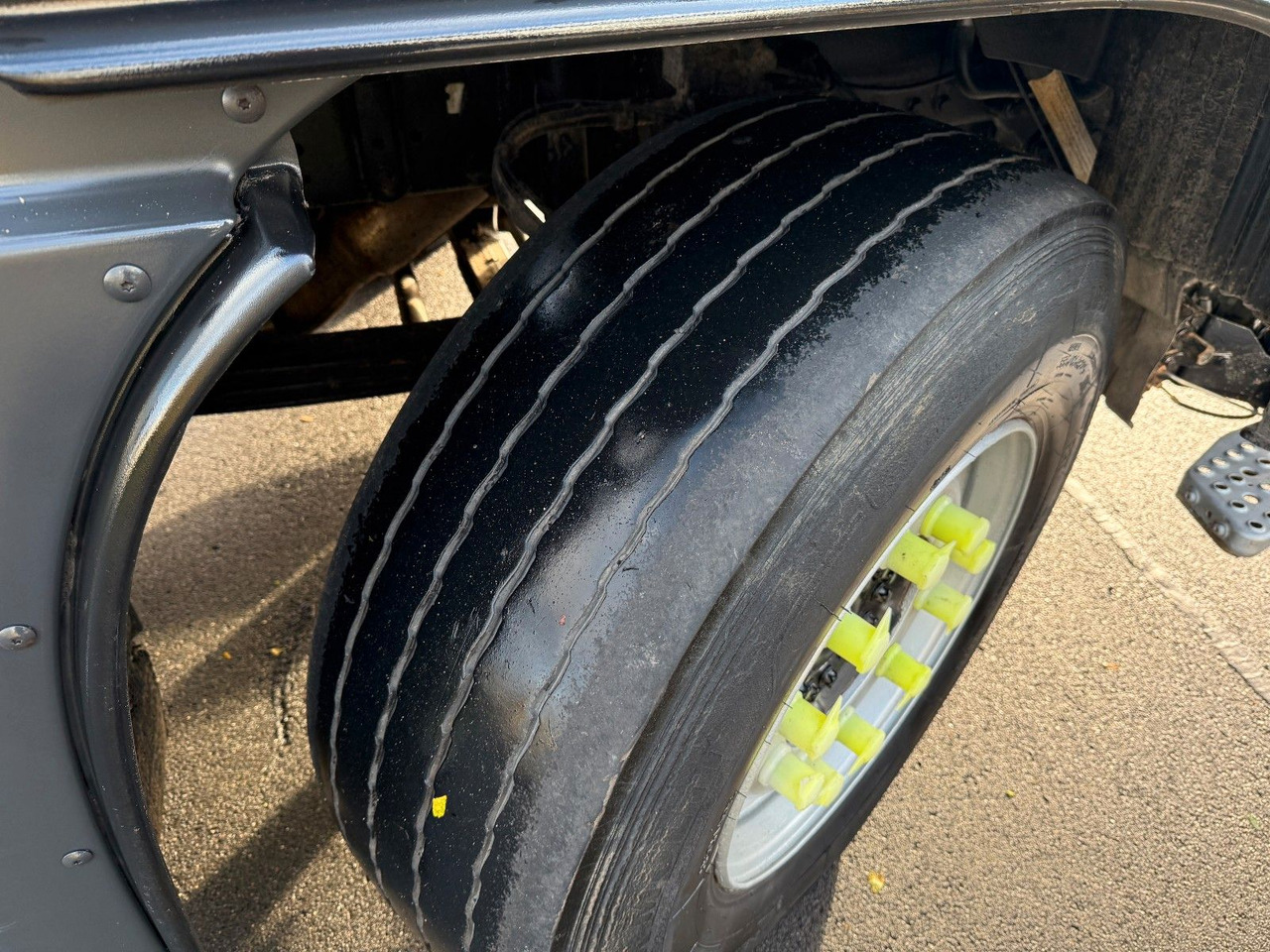 MAN TGS 35.360 8x2 Fahrgestell - Вантажівка шасі: фото 4 MAN TGS 35.360 8x2 Fahrgestell - Вантажівка шасі: фото 4