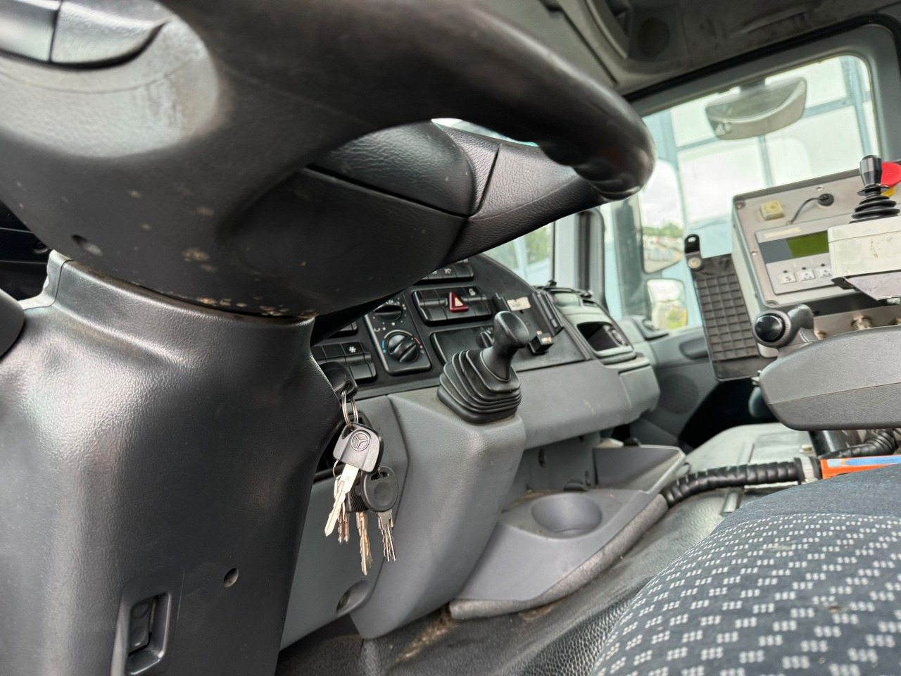 Mercedes-Benz Actros 2532 MP3 6x2 Fahrgestell Mercedes-Benz Actros 2532 MP3 6x2 Fahrgestell в лізинг Mercedes-Benz Actros 2532 MP3 6x2 Fahrgestell Mercedes-Benz Actros 2532 MP3 6x2 Fahrgestell: фото 12