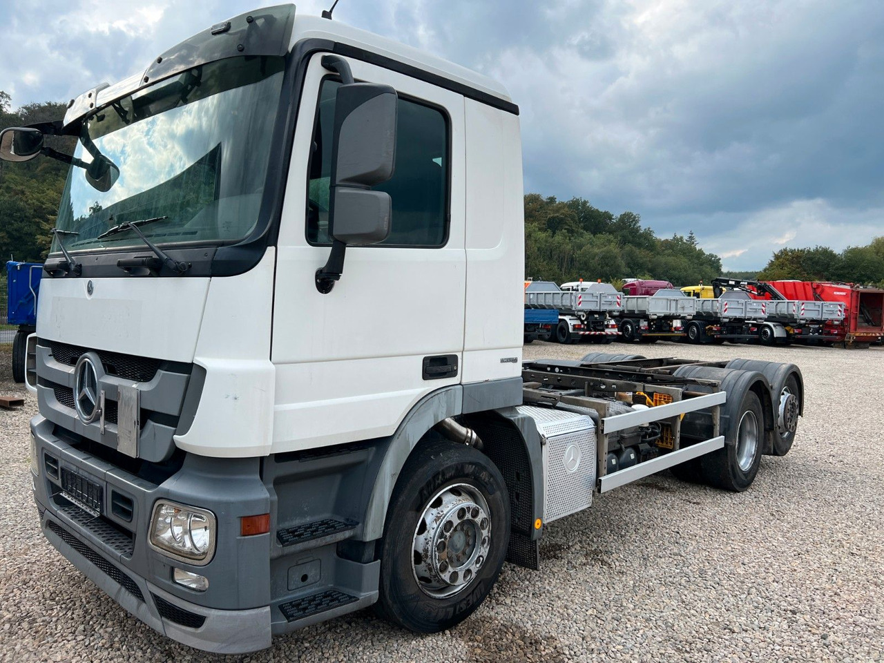 Mercedes-Benz Actros MP 3 2532 6x2 Euro 5 - Вантажівка шасі: фото 1 Mercedes-Benz Actros MP 3 2532 6x2 Euro 5 - Вантажівка шасі: фото 1