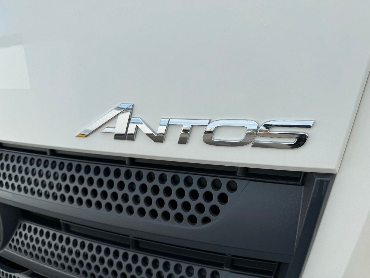 Mercedes-Benz Antos 2533 6x2 Mercedes-Benz Antos 2533 6x2 - 3 x am Lager - - Вантажівка шасі: фото 3 Mercedes-Benz Antos 2533 6x2 Mercedes-Benz Antos 2533 6x2 - 3 x am Lager - - Вантажівка шасі: фото 3