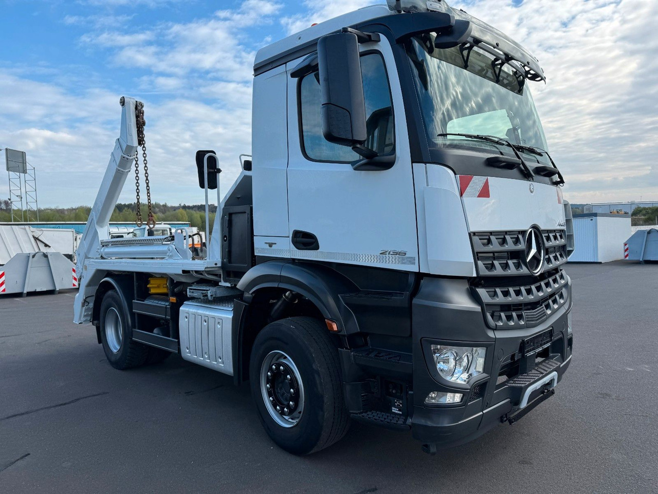 Mercedes-Benz Arocs 2136 Meiler Absetzkipper AK 12. T - Самоскид вантажівка: фото 3 Mercedes-Benz Arocs 2136 Meiler Absetzkipper AK 12. T - Самоскид вантажівка: фото 3