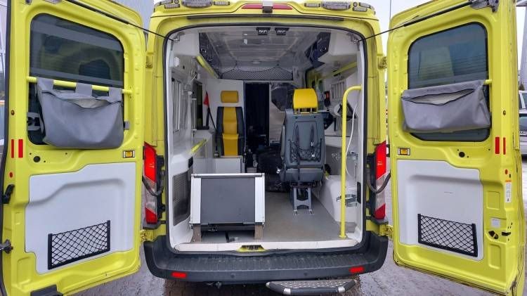 Карета швидкої допомоги FORD TRANSIT 2,0TDI AMBULANCE KLIMA 1.2018 EURO 6, 3 UNITS: фото 6
