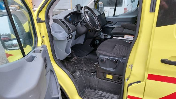 FORD TRANSIT 2,0TDI AMBULANCE KLIMA 12.2018 EURO 6, 3 UNITS - Карета швидкої допомоги: фото 5 FORD TRANSIT 2,0TDI AMBULANCE KLIMA 12.2018 EURO 6, 3 UNITS - Карета швидкої допомоги: фото 5