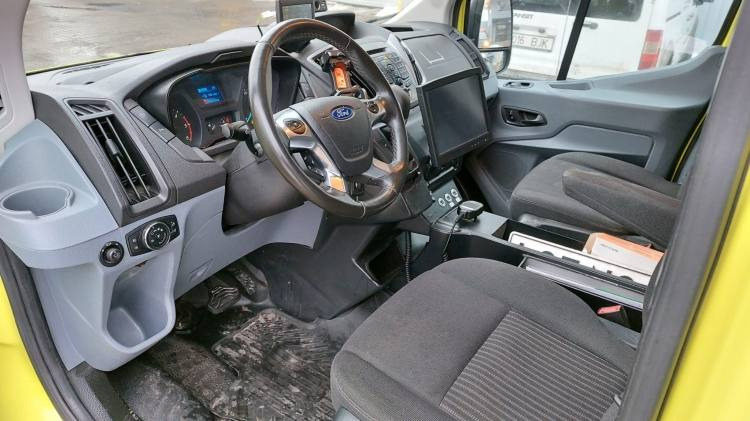 FORD TRANSIT 2,0TDI AMBULANCE KLIMA 12.2018 EURO 6, 3 UNITS - Карета швидкої допомоги: фото 2 FORD TRANSIT 2,0TDI AMBULANCE KLIMA 12.2018 EURO 6, 3 UNITS - Карета швидкої допомоги: фото 2