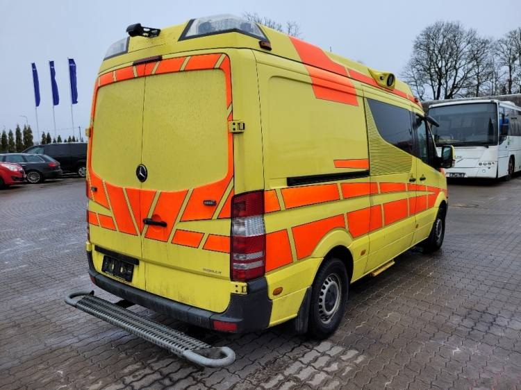 MERCEDES – BENZ SPRINTER 2.2D AMBULANCE (PROFILE) KLIMA 11.2014 EURO 5 - Карета швидкої допомоги: фото 4 MERCEDES – BENZ SPRINTER 2.2D AMBULANCE (PROFILE) KLIMA 11.2014 EURO 5 - Карета швидкої допомоги: фото 4