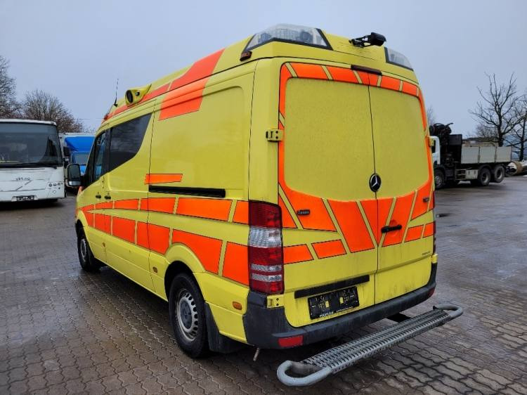 MERCEDES – BENZ SPRINTER 2.2D AMBULANCE (PROFILE) KLIMA 11.2014 EURO 5 - Карета швидкої допомоги: фото 3 MERCEDES – BENZ SPRINTER 2.2D AMBULANCE (PROFILE) KLIMA 11.2014 EURO 5 - Карета швидкої допомоги: фото 3