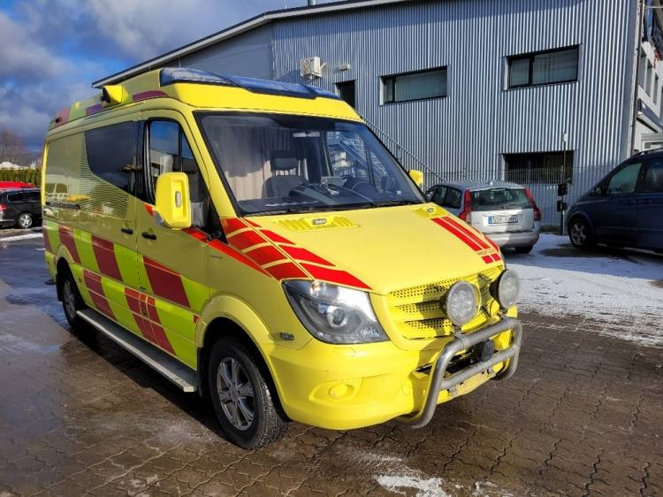 MERCEDES – BENZ SPRINTER 3.0D AMBULANCE (PROFILE) KLIMA 2.2016 EURO 6 - Карета швидкої допомоги: фото 1 MERCEDES – BENZ SPRINTER 3.0D AMBULANCE (PROFILE) KLIMA 2.2016 EURO 6 - Карета швидкої допомоги: фото 1