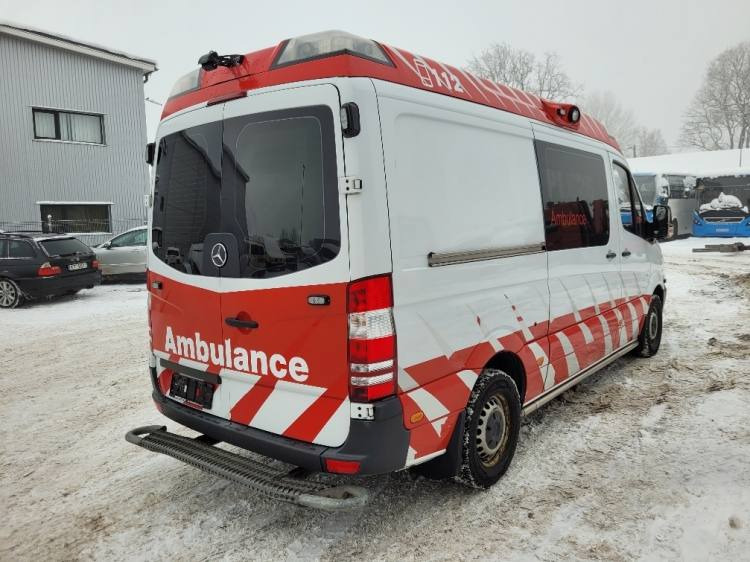 MERCEDES – BENZ SPRINTER 3.0D AMBULANCE (PROFILE) KLIMA 7.2015 EURO 6 - Карета швидкої допомоги: фото 4 MERCEDES – BENZ SPRINTER 3.0D AMBULANCE (PROFILE) KLIMA 7.2015 EURO 6 - Карета швидкої допомоги: фото 4