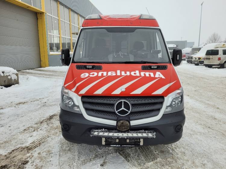MERCEDES – BENZ SPRINTER 3.0D AMBULANCE (PROFILE) KLIMA 7.2015 EURO 6 - Карета швидкої допомоги: фото 3 MERCEDES – BENZ SPRINTER 3.0D AMBULANCE (PROFILE) KLIMA 7.2015 EURO 6 - Карета швидкої допомоги: фото 3