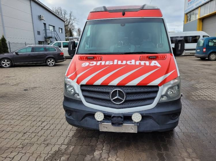 MERCEDES – BENZ SPRINTER 319 3.0D AMBULANCE (PROFILE) KLIMA, 6.2017, EURO 6 - Карета швидкої допомоги: фото 3 MERCEDES – BENZ SPRINTER 319 3.0D AMBULANCE (PROFILE) KLIMA, 6.2017, EURO 6 - Карета швидкої допомоги: фото 3