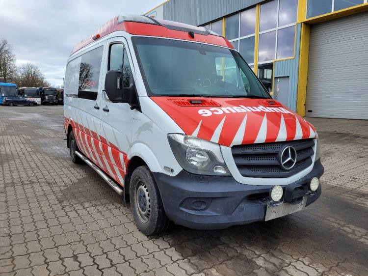 MERCEDES – BENZ SPRINTER 319 AMBULANCE (PROFILE) KLIMA, 6.2017, EURO 6 - Карета швидкої допомоги: фото 1 MERCEDES – BENZ SPRINTER 319 AMBULANCE (PROFILE) KLIMA, 6.2017, EURO 6 - Карета швидкої допомоги: фото 1