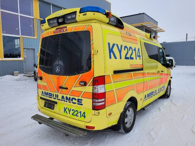 MERCEDES – BENZ SPRINTER AMBULANCE (TAMLANS) KLIMA, 11.2016, EURO 6 - Карета швидкої допомоги: фото 4 MERCEDES – BENZ SPRINTER AMBULANCE (TAMLANS) KLIMA, 11.2016, EURO 6 - Карета швидкої допомоги: фото 4