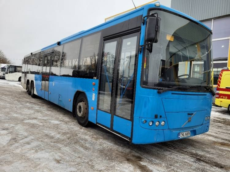 VOLVO B12BLE 8700 KLIMA, 8.2010, EURO 5, RAMP, 58 seats, 14,7m - Приміський автобус: фото 1 VOLVO B12BLE 8700 KLIMA, 8.2010, EURO 5, RAMP, 58 seats, 14,7m - Приміський автобус: фото 1
