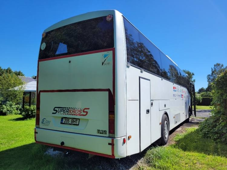 VOLVO B12M BERKHOF AXIAL70 MOTORHOME KLIMA 3.2003 - Туристичний автобус: фото 2 VOLVO B12M BERKHOF AXIAL70 MOTORHOME KLIMA 3.2003 - Туристичний автобус: фото 2