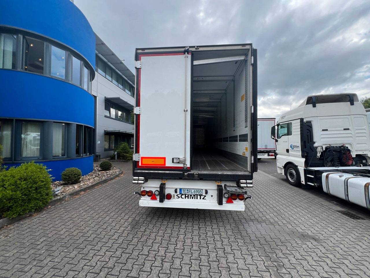 Schmitz Cargobull SKO 24/L - 13.4 FP 45 Cool V7, Schmitz S.CU V2.0 - Рефрижератор напівпричіп: фото 4 Schmitz Cargobull SKO 24/L - 13.4 FP 45 Cool V7, Schmitz S.CU V2.0 - Рефрижератор напівпричіп: фото 4