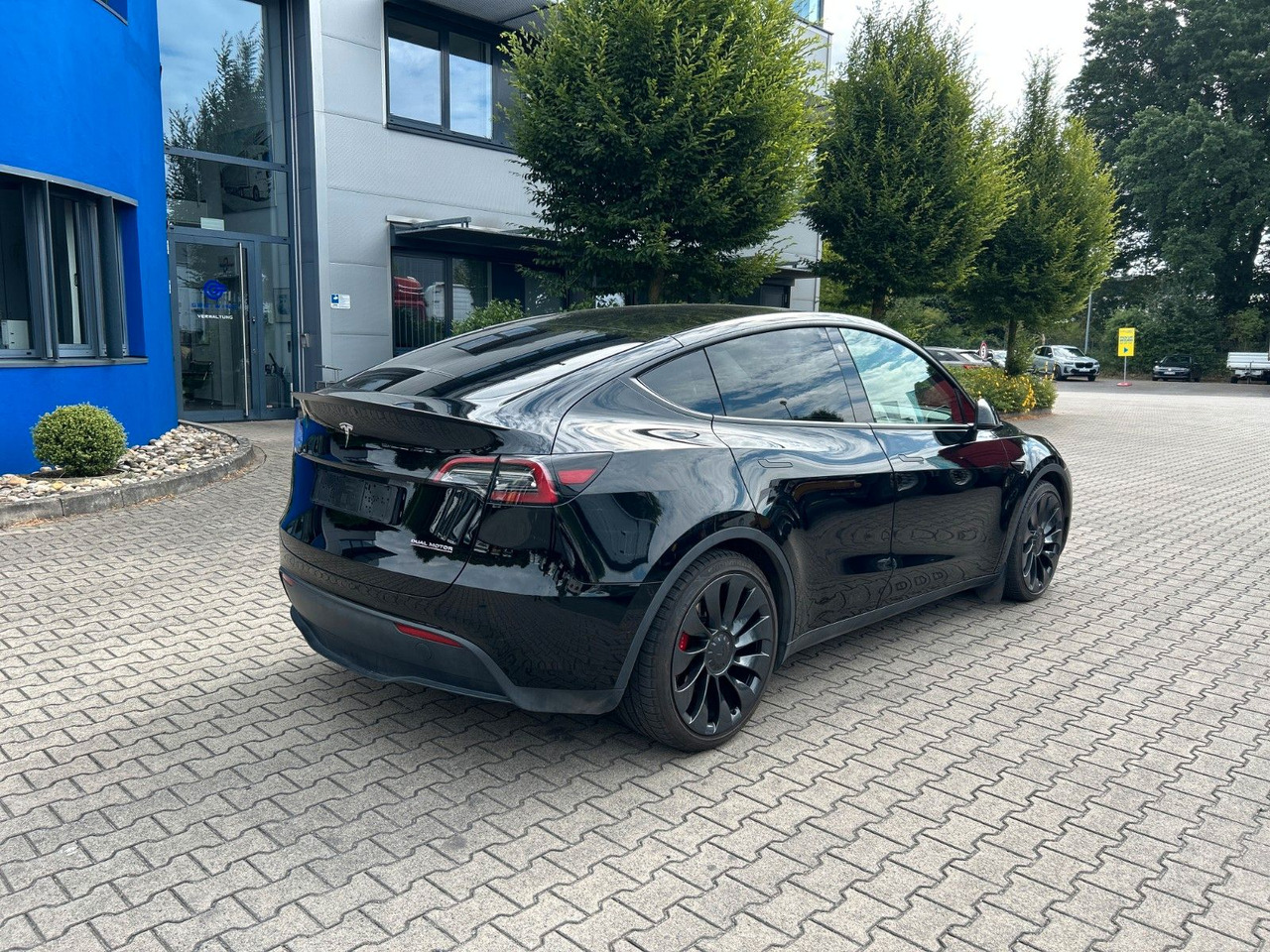 Tesla Model Y Performance Dual AWD - Седан: фото 5 Tesla Model Y Performance Dual AWD - Седан: фото 5