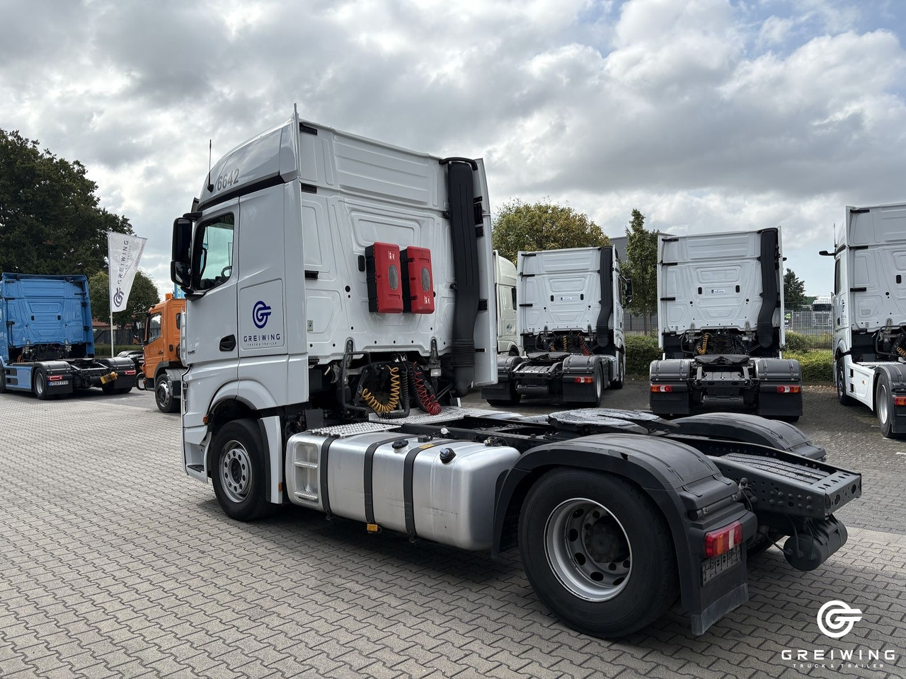 Mercedes-Benz 1845 LS 4x2, Bigspace, PTO, ADR, Retarder - Тягач: фото 5 Mercedes-Benz 1845 LS 4x2, Bigspace, PTO, ADR, Retarder - Тягач: фото 5