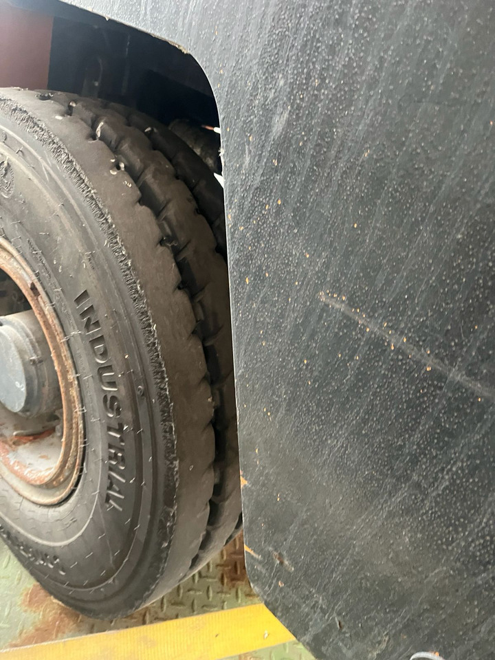 ATA 8500 4X4 - Аеродромний тягач: фото 4 ATA 8500 4X4 - Аеродромний тягач: фото 4