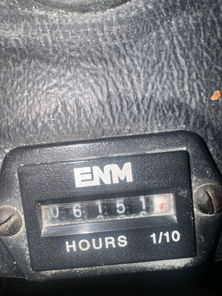 Charlatte 2012 - Багажний тягач: фото 1 Charlatte 2012 - Багажний тягач: фото 1