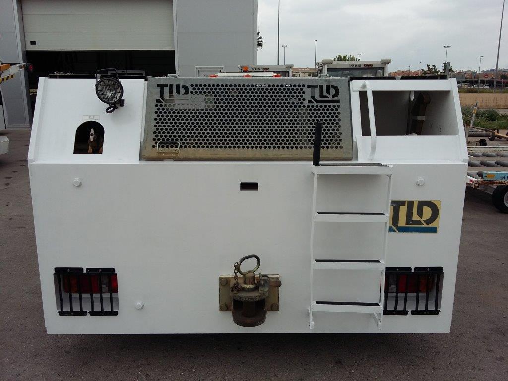 Pushback TLD TMX400-27 - Аеродромний тягач: фото 3 Pushback TLD TMX400-27 - Аеродромний тягач: фото 3