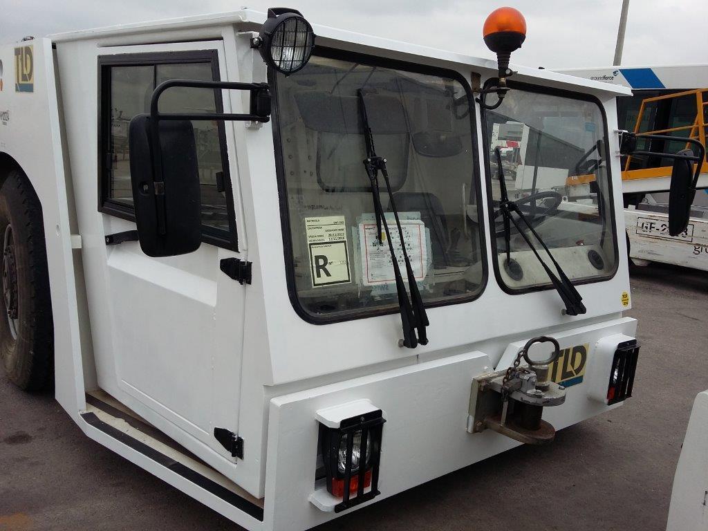 Pushback TLD TMX400-27 - Аеродромний тягач: фото 2 Pushback TLD TMX400-27 - Аеродромний тягач: фото 2
