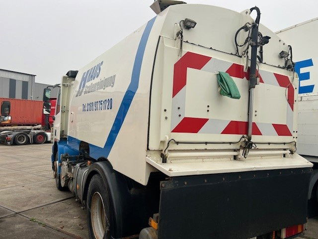DAF 65 FA65.180 CF - Підмітально-прибиральна машина: фото 4 DAF 65 FA65.180 CF - Підмітально-прибиральна машина: фото 4