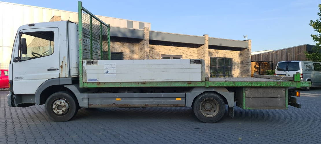 Mercedes-Benz Atego 818 Atego 818 - Бортова вантажівка/ Платформа: фото 5 Mercedes-Benz Atego 818 Atego 818 - Бортова вантажівка/ Платформа: фото 5