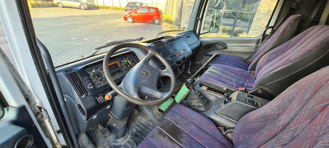 Mercedes-Benz Atego 818 Atego 818 - Бортова вантажівка/ Платформа: фото 3 Mercedes-Benz Atego 818 Atego 818 - Бортова вантажівка/ Платформа: фото 3