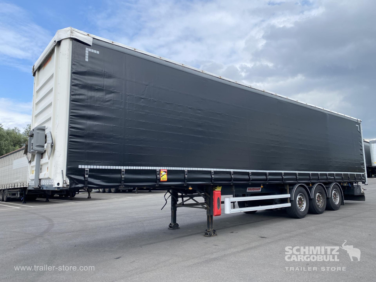 FRUEHAUF Curtainsider Standard - Тентований напівпричіп: фото 1 FRUEHAUF Curtainsider Standard - Тентований напівпричіп: фото 1