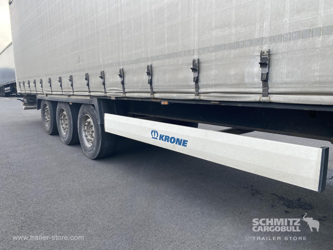KRONE Curtainsider Standard - Тентований напівпричіп: фото 2 KRONE Curtainsider Standard - Тентований напівпричіп: фото 2