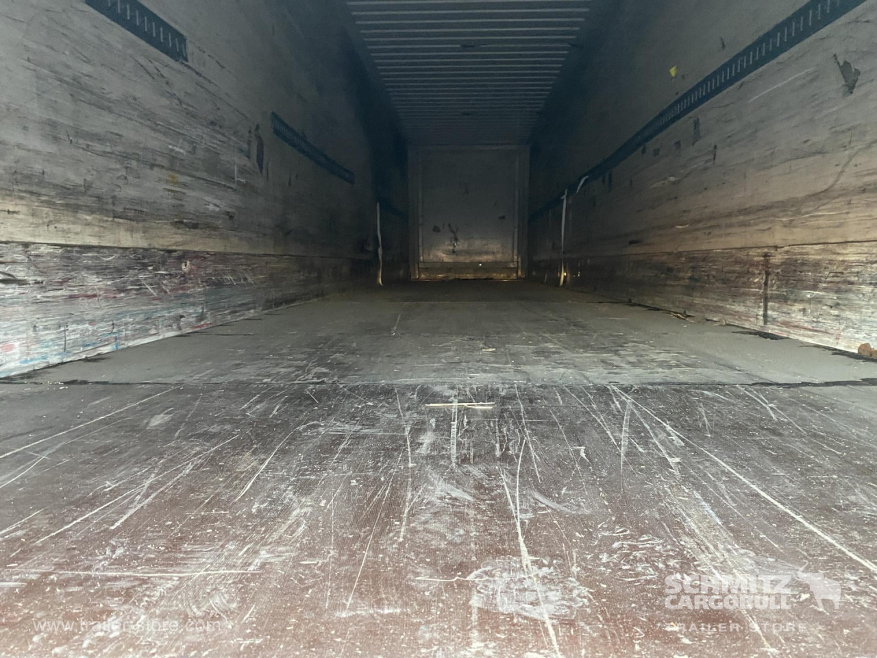 KRONE Dryfreight Standard - Закритий кузов напівпричіп: фото 3 KRONE Dryfreight Standard - Закритий кузов напівпричіп: фото 3