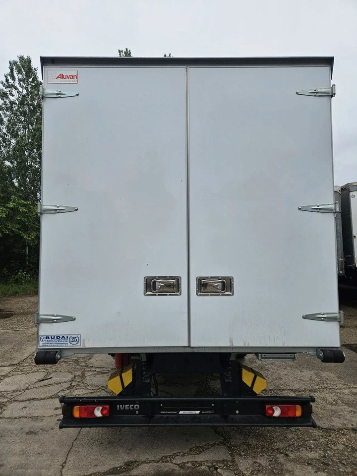 Iveco EuroCargo 120 - 210 BOX 12t Only 7554 km - Вантажівка з закритим кузовом: фото 5 Iveco EuroCargo 120 - 210 BOX 12t Only 7554 km - Вантажівка з закритим кузовом: фото 5
