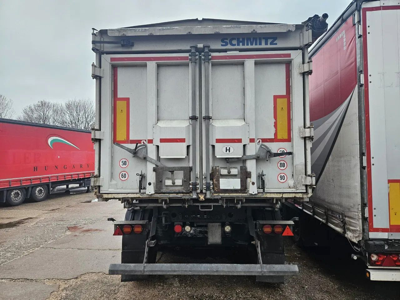 Schmitz Cargobull Gotha SGF S3, 45m3, Alloy wheels, Lift axle - Самоскид напівпричіп: фото 5 Schmitz Cargobull Gotha SGF S3, 45m3, Alloy wheels, Lift axle - Самоскид напівпричіп: фото 5