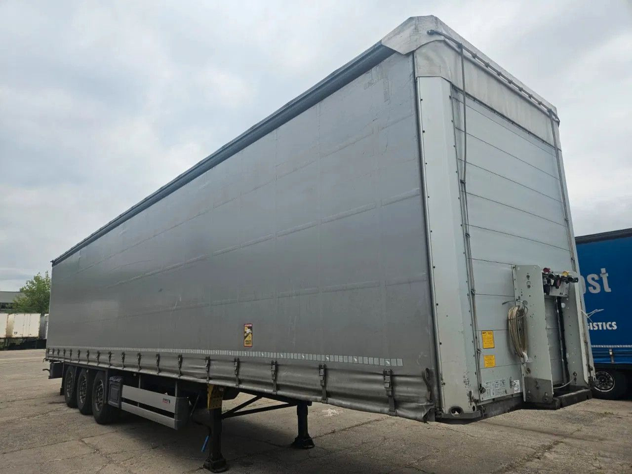 Schmitz Cargobull SCB S3T Standard 3 units! Lifting Axle A&C, XL C - Тентований напівпричіп: фото 1 Schmitz Cargobull SCB S3T Standard 3 units! Lifting Axle A&C, XL C - Тентований напівпричіп: фото 1