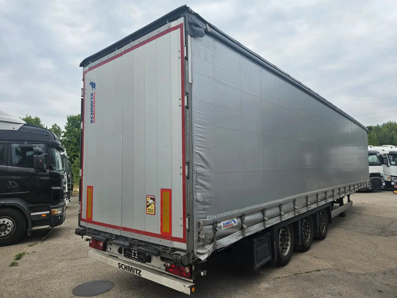 Schmitz Cargobull SCB S3T VARIOS 2 units! Lifting Axle A&C, XL Cod - Тентований напівпричіп: фото 3 Schmitz Cargobull SCB S3T VARIOS 2 units! Lifting Axle A&C, XL Cod - Тентований напівпричіп: фото 3