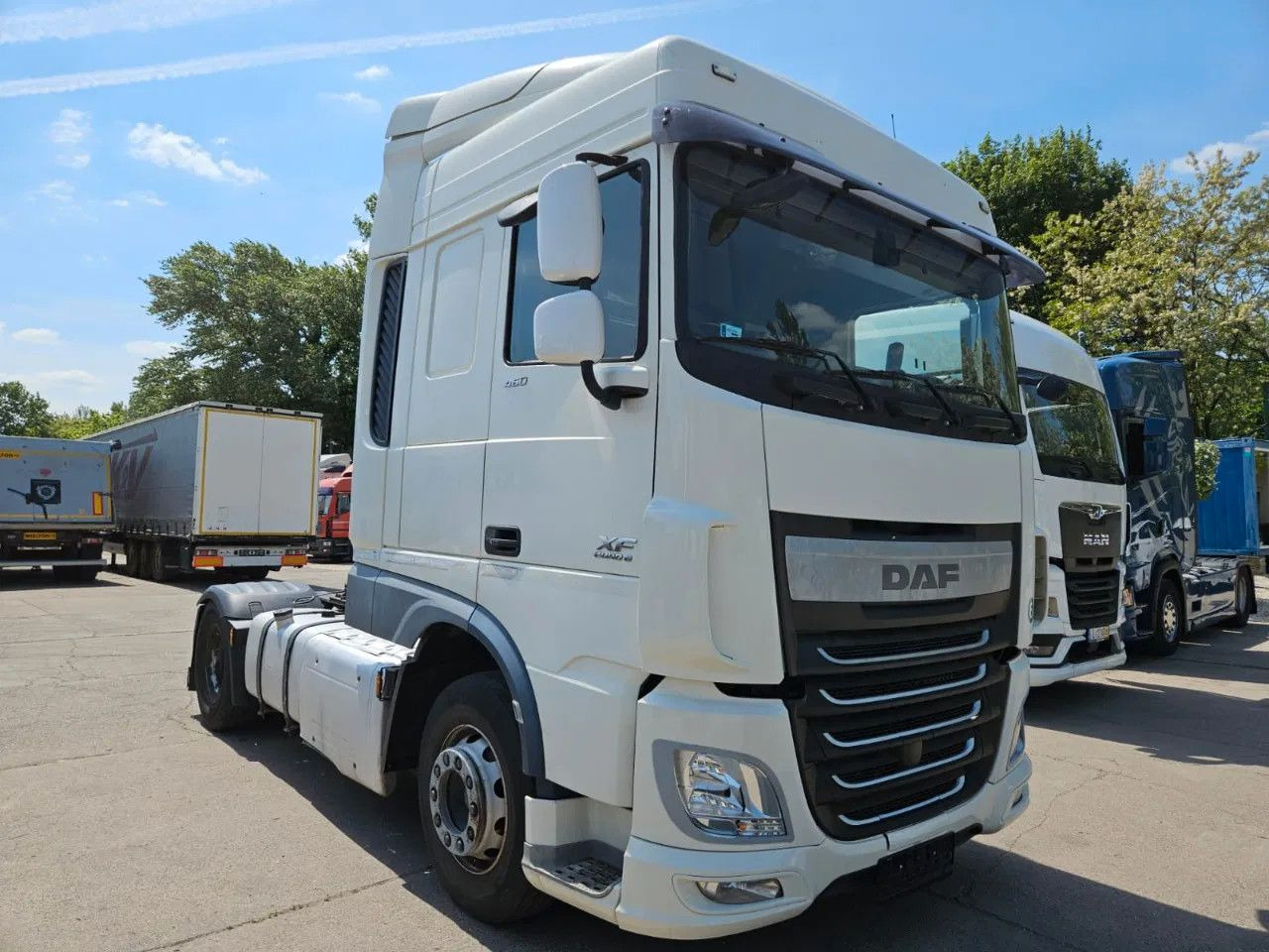 DAF XF 460 Space Cab Standklima 2 units - Тягач: фото 2 DAF XF 460 Space Cab Standklima 2 units - Тягач: фото 2