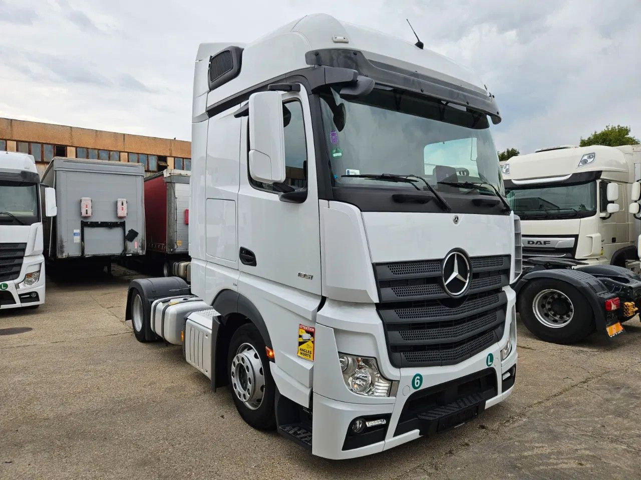 Mercedes-Benz Actros 1851 Mega, BigSpace, Standklima, 2 units - Тягач: фото 2 Mercedes-Benz Actros 1851 Mega, BigSpace, Standklima, 2 units - Тягач: фото 2