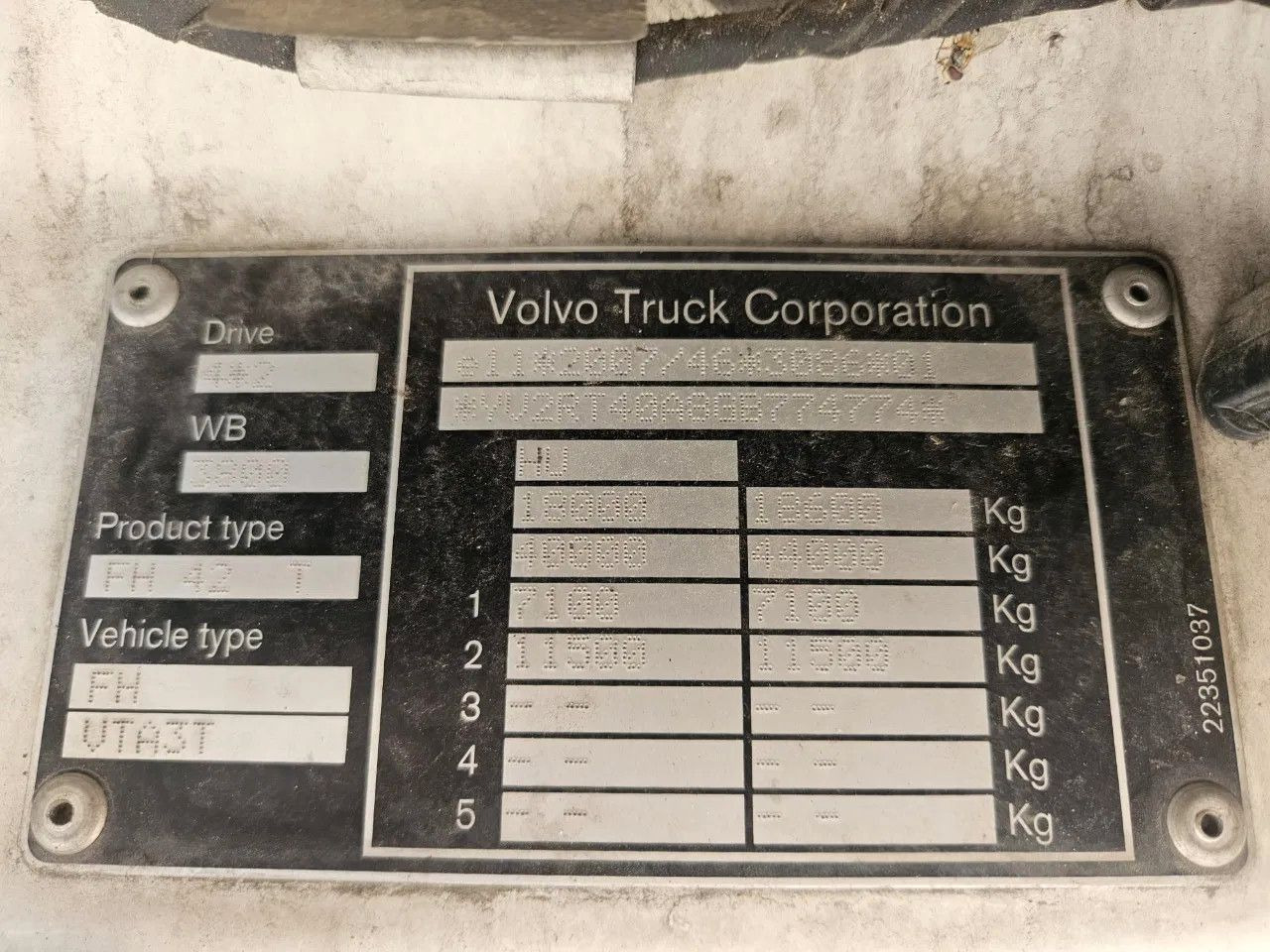 Тягач Volvo FH 500 Globe-Mega-I Park: фото 11