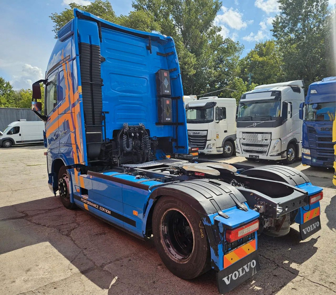 Volvo FH 540 Standard-XL-Dual Clutch Limited Edition-I - Тягач: фото 3 Volvo FH 540 Standard-XL-Dual Clutch Limited Edition-I - Тягач: фото 3