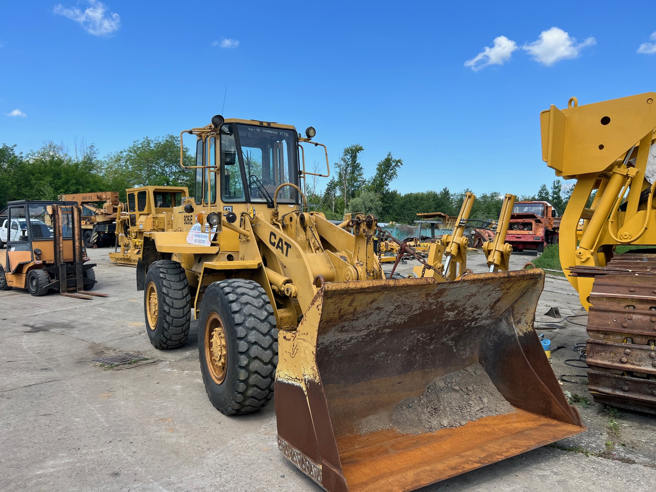 CATERPILLAR 926E - Будівельна техніка: фото 3 CATERPILLAR 926E - Будівельна техніка: фото 3
