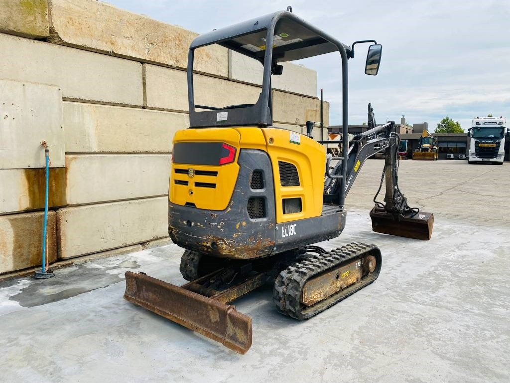 Volvo EC 18 C - Міні-екскаватор: фото 3 Volvo EC 18 C - Міні-екскаватор: фото 3