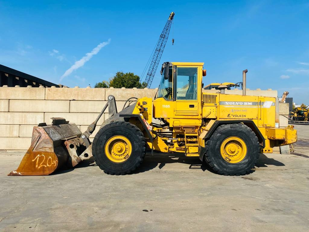 Volvo L 120 C - Колісний навантажувач: фото 1 Volvo L 120 C - Колісний навантажувач: фото 1